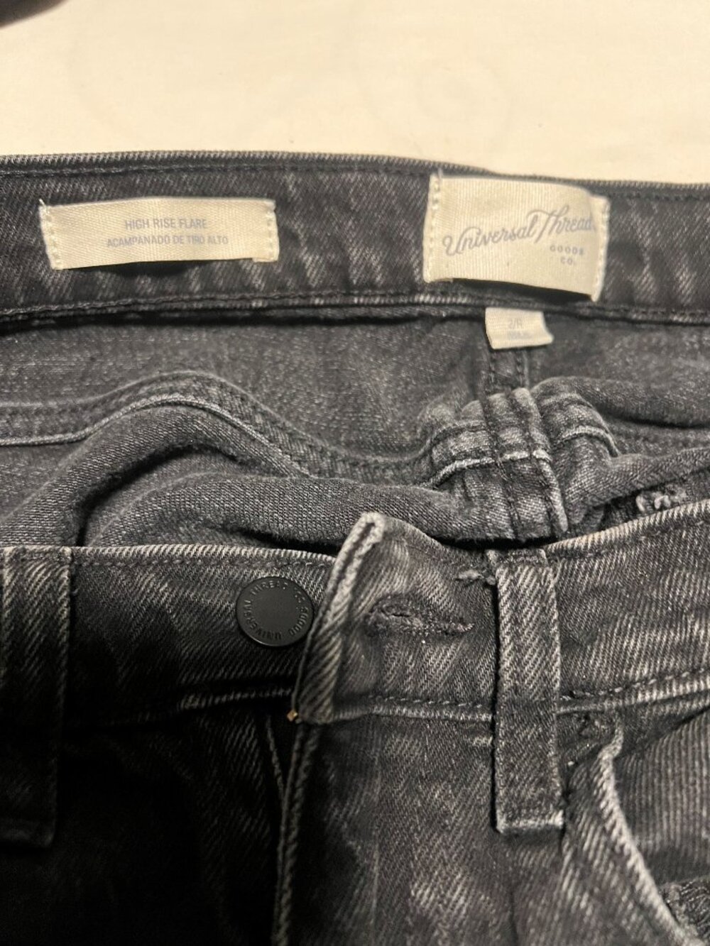 Universal Thread High Rise- Flared Jeans - Picture 4 of 5